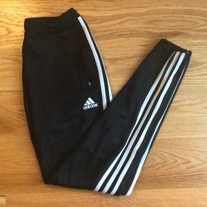 Women’s Adidas climacool joggers